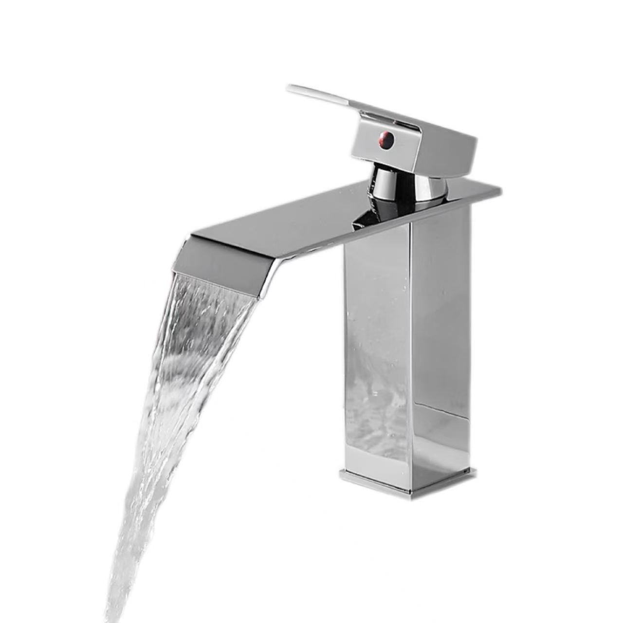 Chrome-Plated Flat-Spout Waterfall Inopisa Uye Inotonhora Mvura Faucet