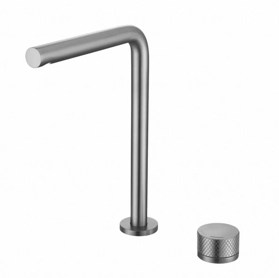 Yakachena Black Geometric Split Faucet